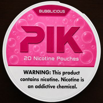 PIK Bubblicious nicotine pouch can